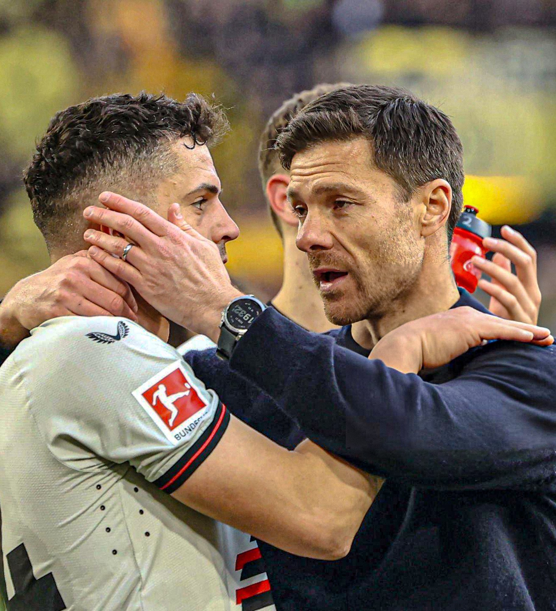 多特蒙德险胜皇马，卡瓦尼补时绝平德甲