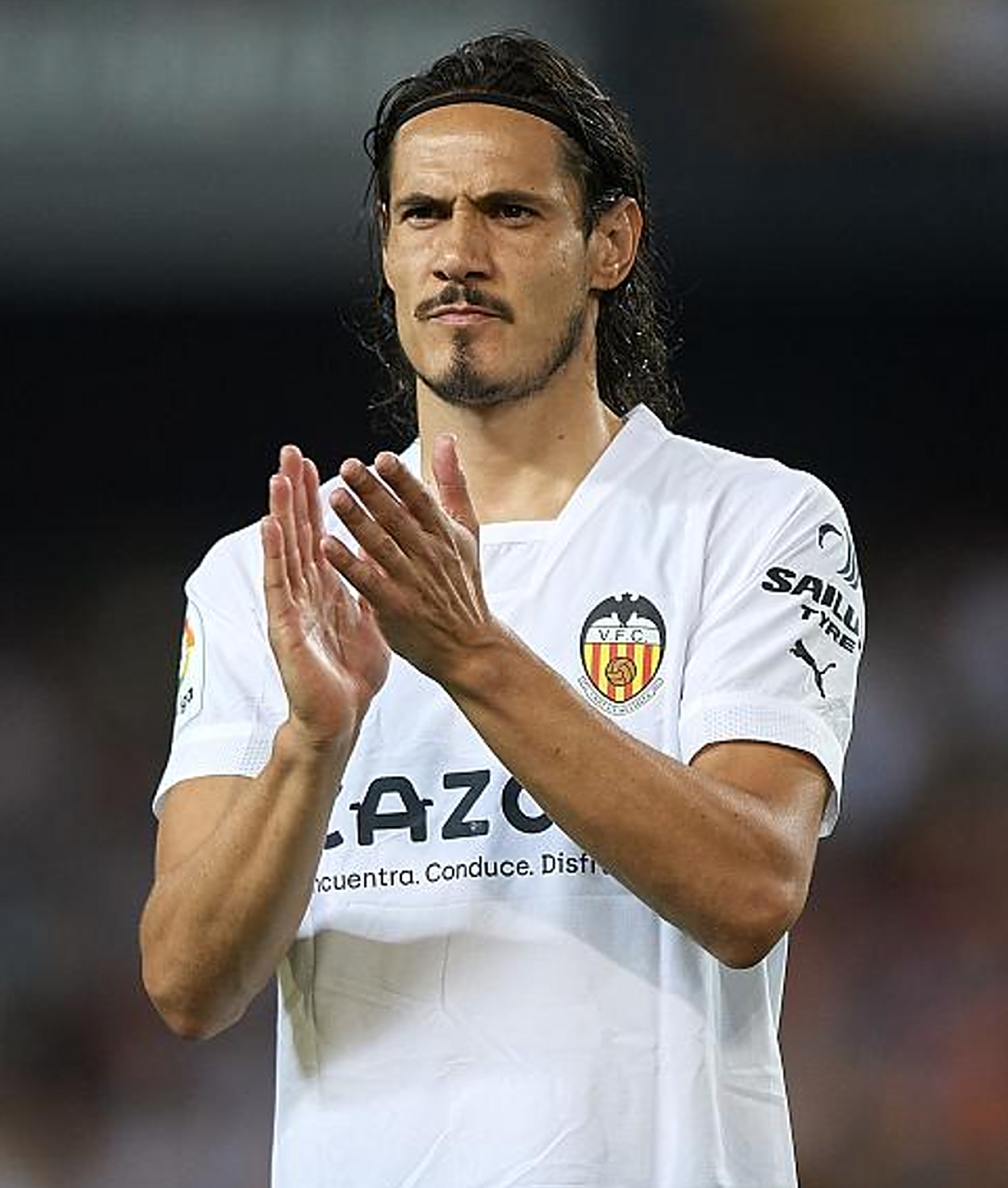 华体会体育-曼联战平那不勒斯，卡瓦尼扑点救主西甲