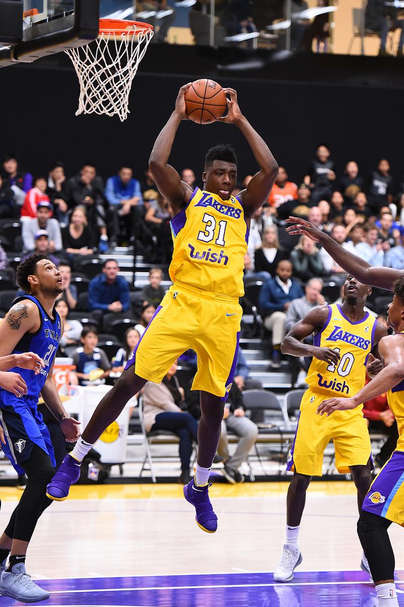 意大利男篮翻盘爵士,巴恩斯打破历史纪录 意大利男篮翻盘爵士,巴恩斯打破历史纪录