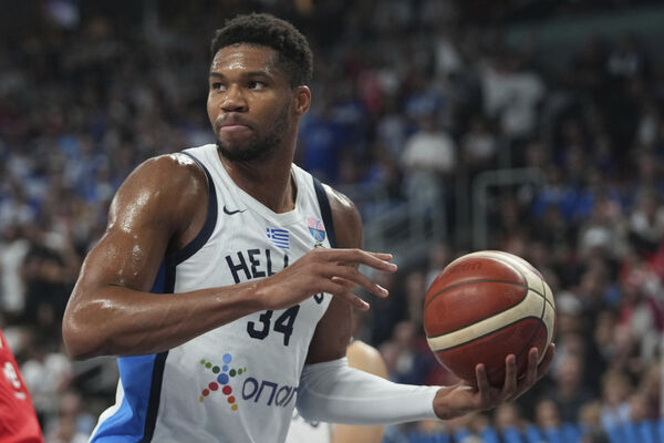 关于热火鏖战土耳其男篮，字母哥绝境逆转的信息