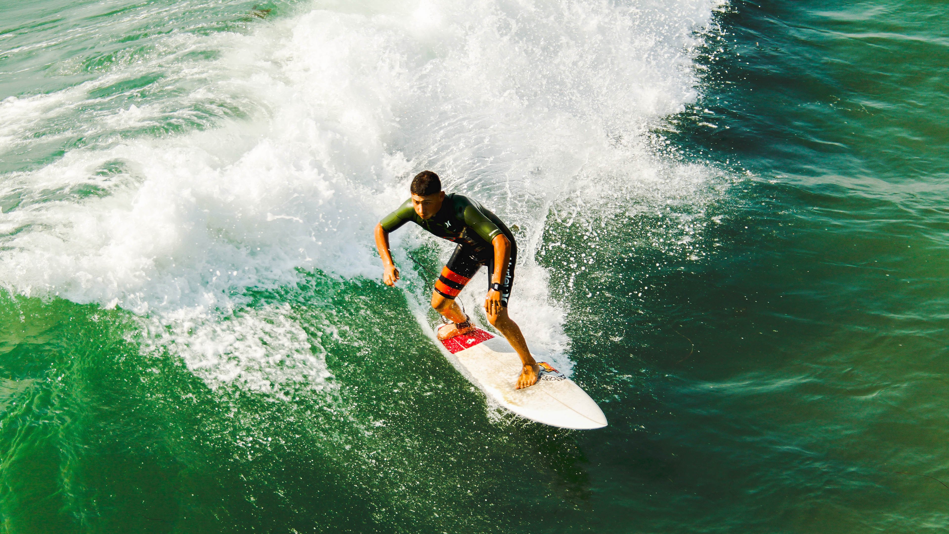 艺术家的笔触,武士的刀,当迪巴拉的灵感照亮亚洲足球的逆袭哲学